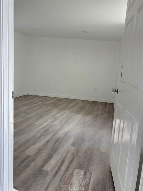 8854 Dorrington Ave, Arleta, CA, 91331-6224 | Card Image