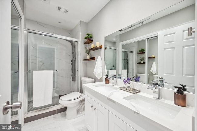 6004 Forrest Hollow Ln, Townhouse with 3 bedrooms, 4 bathrooms and null parking in SPRINGFIELD VA | Image 18