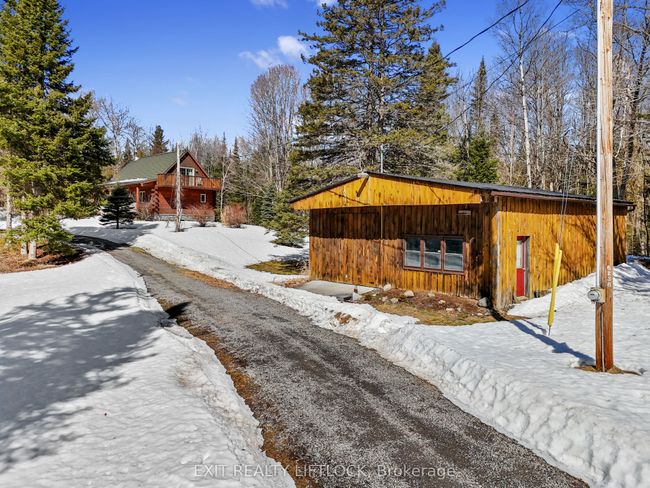 3428 County Rd 620, House other with 2 bedrooms, 1 bathrooms and 10 parking in Apsley ON | Image 6