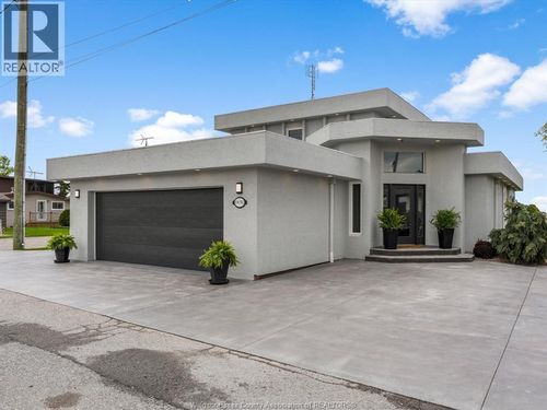 19050 Peninsula Street, Lakeshore, ON, N0P1L0 | Card Image