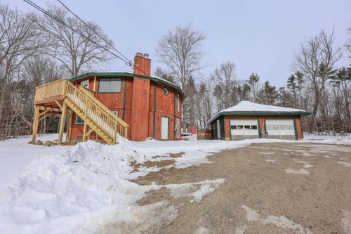 68 Targhee Dr, Pittsfield, NH, 03263-3221 | Card Image