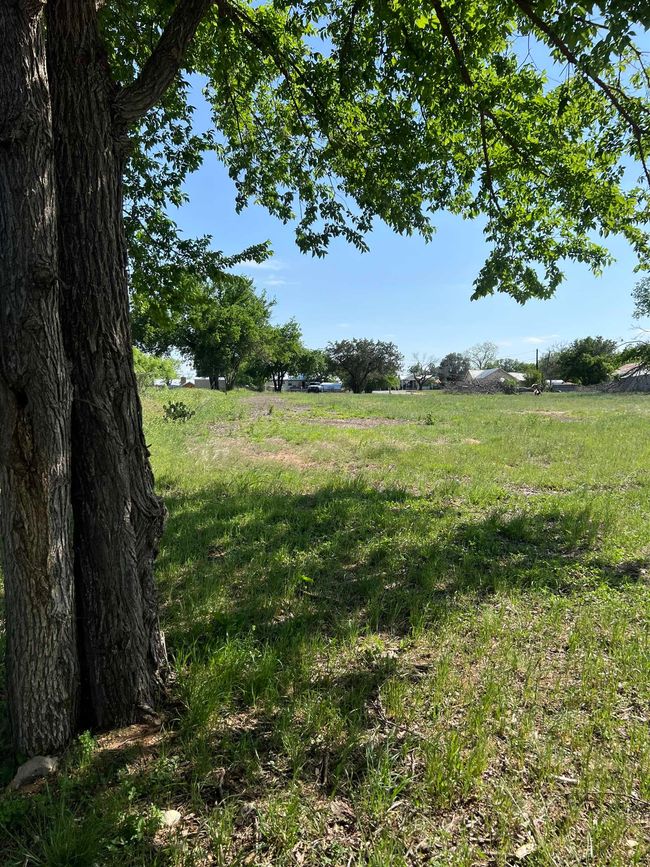 609 E Main St, Home with 0 bedrooms, 0 bathrooms and null parking in Llano TX | Image 14