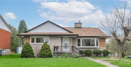107 Weber St S, Waterloo, ON, N2J2A4 | Card Image