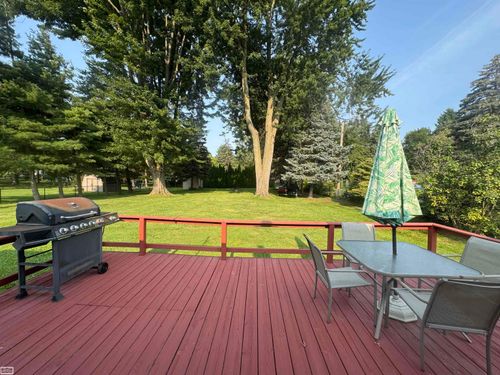 38767 Willowmere St, Harrison Township, MI, 48045-2180 | Card Image