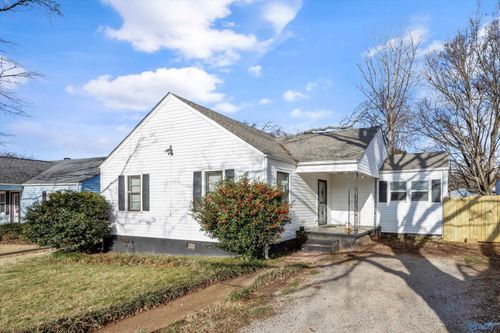 3916 Hawthorne Ave Sw, Huntsville, AL, 35805-3418 | Card Image