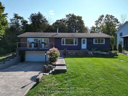 24 Boiler Beach Rd, Kincardine, ON, N2Z2L4 | Card Image