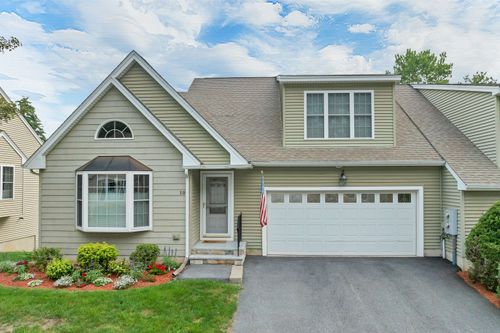 19-19 Town Village Dr, Salem, NH, 03079-3288 | Card Image