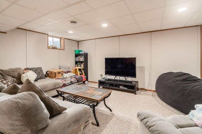 Finished Basement | Image 41