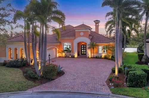7327 Greystone St, Lakewood Ranch, FL, 34202-7950 | Card Image