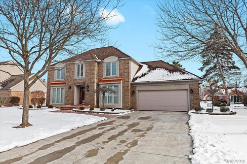 20218 Edgewood Ave, Livonia, MI, 48152-1182 | Card Image