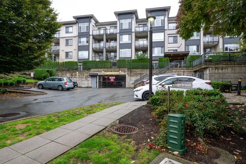 401-2943 Nelson Pl, Abbotsford, BC, V2S0C8 | Card Image