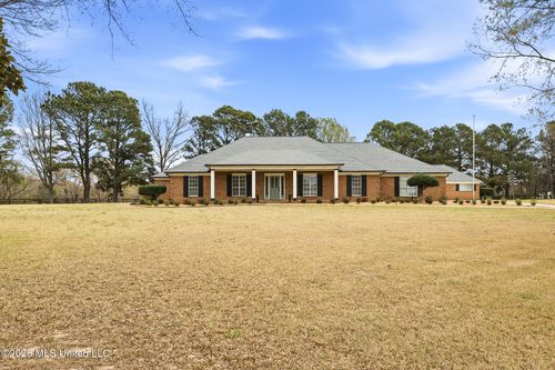 8798 Hunters Horn Cove, Olive Branch, MS, 38654 | Card Image