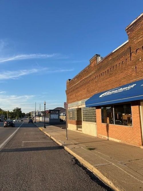 221 Main St N, Sauk Centre, MN, 56378-1111 | Card Image