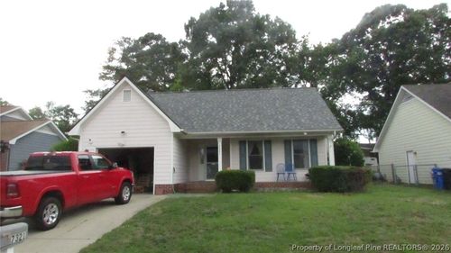 7321 Tollhouse Dr, Fayetteville, NC, 28314-1288 | Card Image