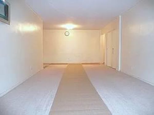 apt-3v-66 Burns St, Rego Park, NY, 11374-3914 | Card Image