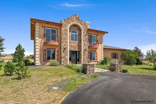 6510 E Riding Club Rd, Cheyenne, WY, 82009-9761 | Card Image