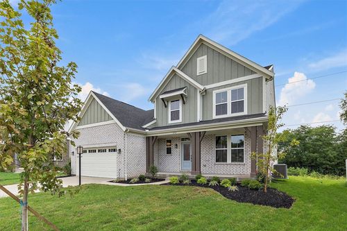 2572 Golden Leaf Dr, Beavercreek, OH, 45431-3541 | Card Image