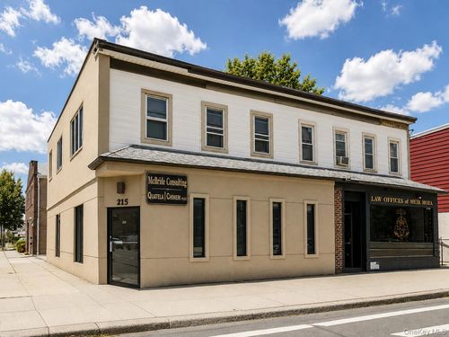 1st-fl-215 Willis Ave, Mineola, NY, 11501-2608 | Card Image