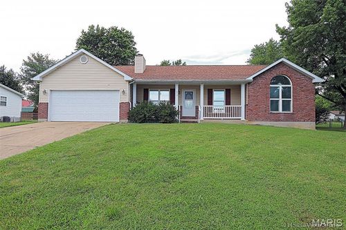 643 Woodgate St, Farmington, MO, 63640-9218 | Card Image