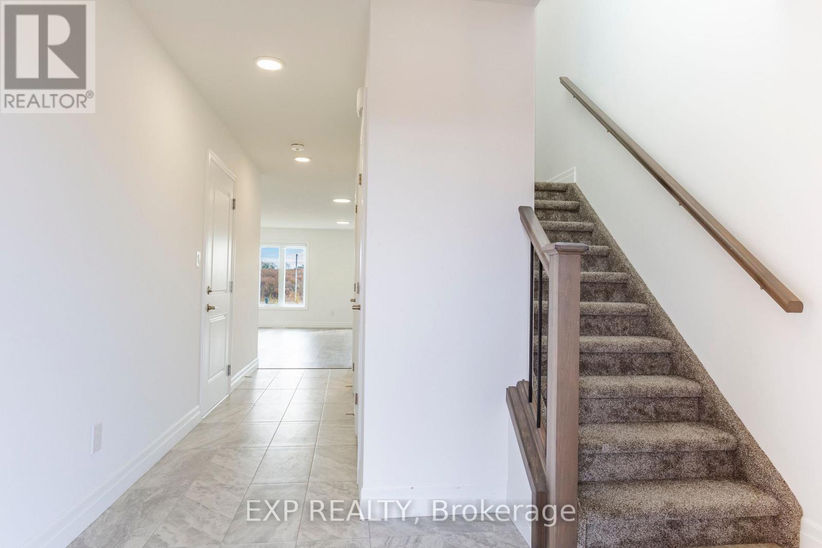 Residential Lease in Aylmer 4