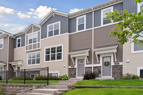 2315 Mckenney Way N, North Saint Paul, MN, 55109-1778 | Card Image