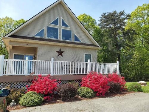 1158 Park Mountain Ter, Huddleston, VA, 24104-4190 | Card Image