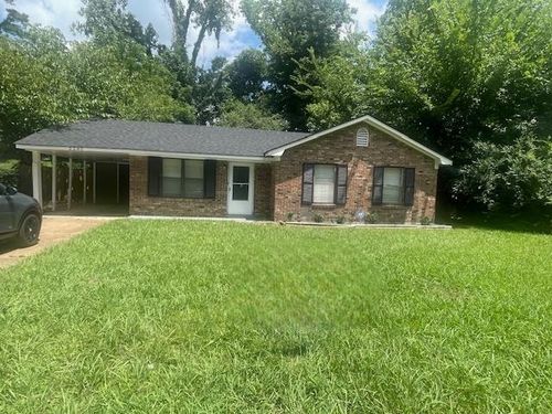 2240 Lisa Ave, Memphis, TN, 38127-3400 | Card Image