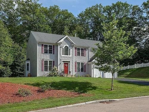 3 Lilac Ln, South Grafton, MA, 01560-1368 | Card Image