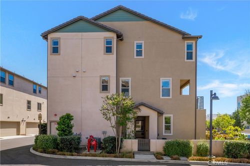 236 Keeper, Irvine, CA, 92618-1418 | Card Image