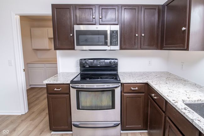 11683 Seville Rd, House other with 4 bedrooms, 4 bathrooms and null parking in Fishers IN | Image 11