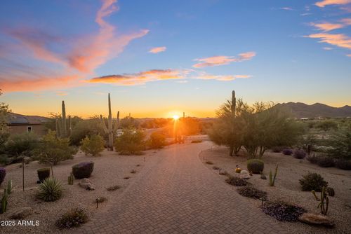 35501 N Rolling Creek Dr, Cave Creek, AZ, 85331-4117 | Card Image