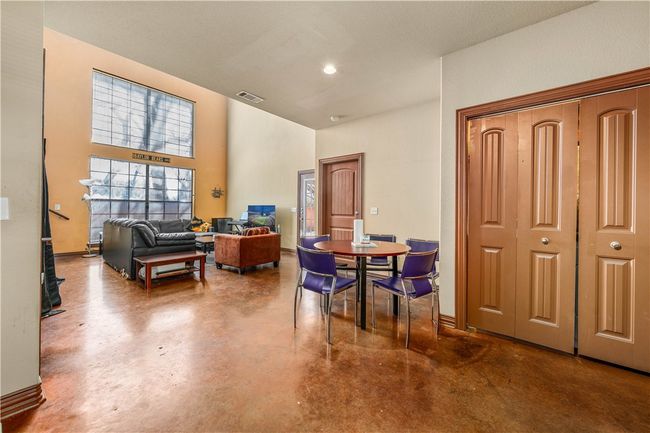 2410 S 2 Nd St, Condo with 3 bedrooms, 3 bathrooms and null parking in Waco TX | Image 11