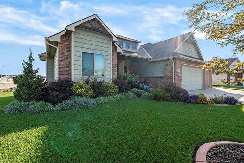 2416 S Monument St, Wichita, KS, 67235-8608 | Card Image