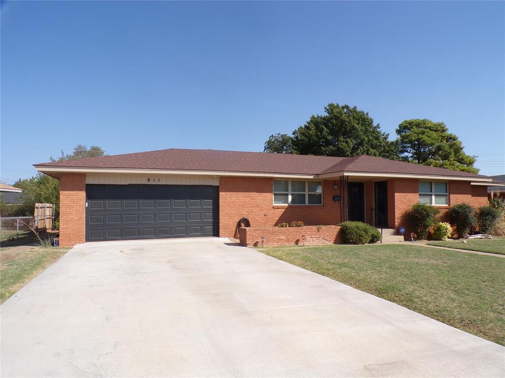 Tom Stafford St, Weatherford, OK 73096