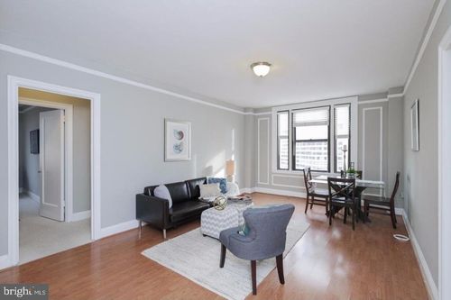 apt-1504-2031 Locust St, PHILADELPHIA, PA, 19103-5695 | Card Image