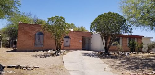 1701 W Calle Acapulco, Tucson, AZ, 85713-5612 | Card Image