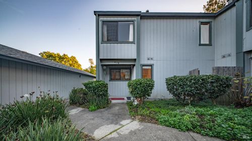 418 Occidental Cir, Santa Rosa, CA, 95401 | Card Image