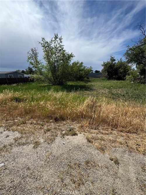 0 Kinney, Perris, CA, 92570 | Card Image