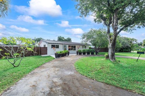 3557 Lloyd Drive, Oakland Park, FL, 33309 | Card Image