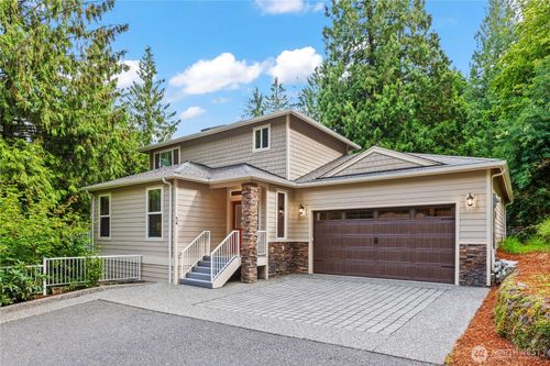 54 Grand View Ln, Bellingham, WA, 98229-2743 | Card Image