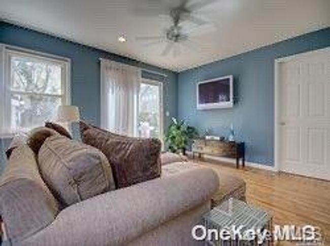2087 Bay Blvd, House other with 4 bedrooms, 3 bathrooms and null parking in Atlantic Beach NY | Image 6