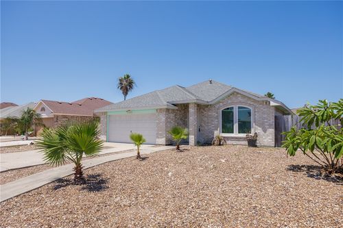 13834 Flintlock Dr, Corpus Christi, TX, 78418-6102 | Card Image