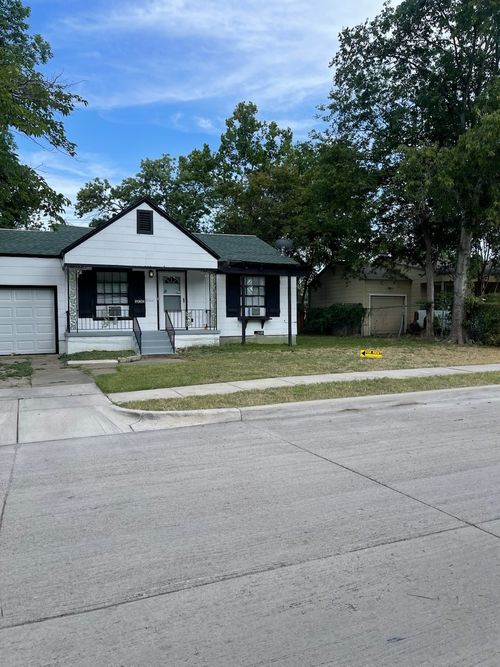 3933 Winfield Ave, Fort Worth, TX, 76109-3727 | Card Image