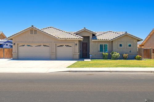 4387 W 24th Pl, Yuma, AZ, 85364-9888 | Card Image