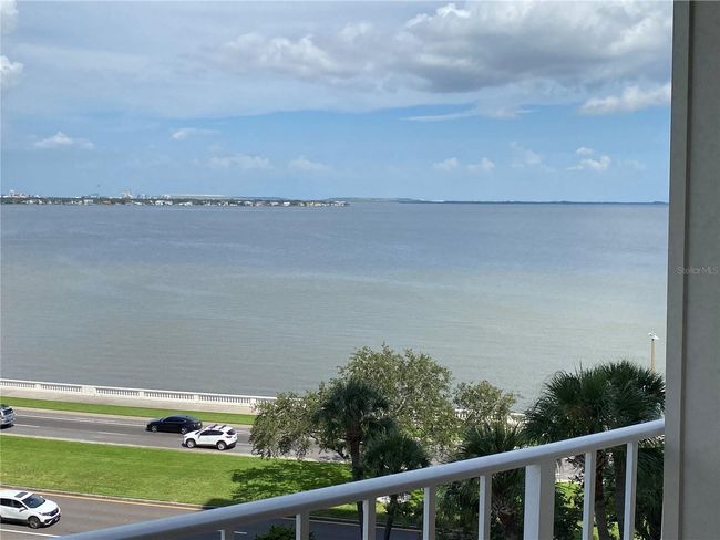 Living Room Balcony overlooking Tampa Bay. | Image 10