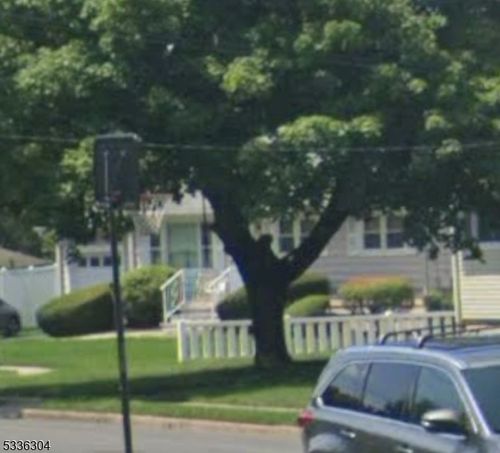 7 Basilone Pl, Raritan, NJ, 08869-1701 | Card Image