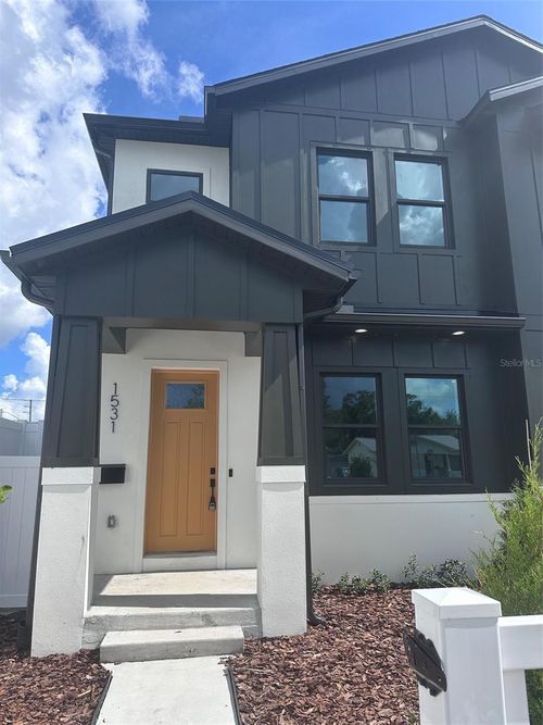 1531 29th Ave N, St Petersburg, FL, 33704-2534 | Card Image