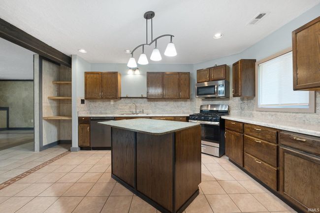 300 E Warfield St, House other with 3 bedrooms, 2 bathrooms and null parking in Garrett IN | Image 19