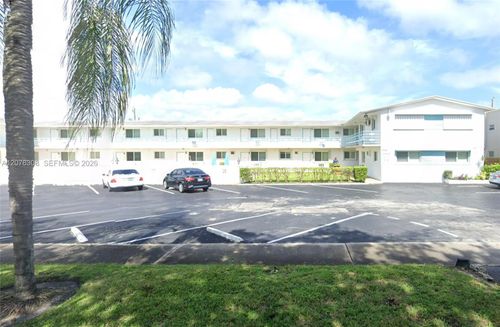 9-3525 Tyler St, Hollywood, FL, 33021-6823 | Card Image