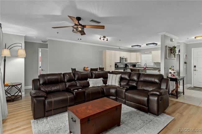 APT-101 - 4450 E Windmill Dr, Condo with 3 bedrooms, 2 bathrooms and null parking in Inverness FL | Image 4